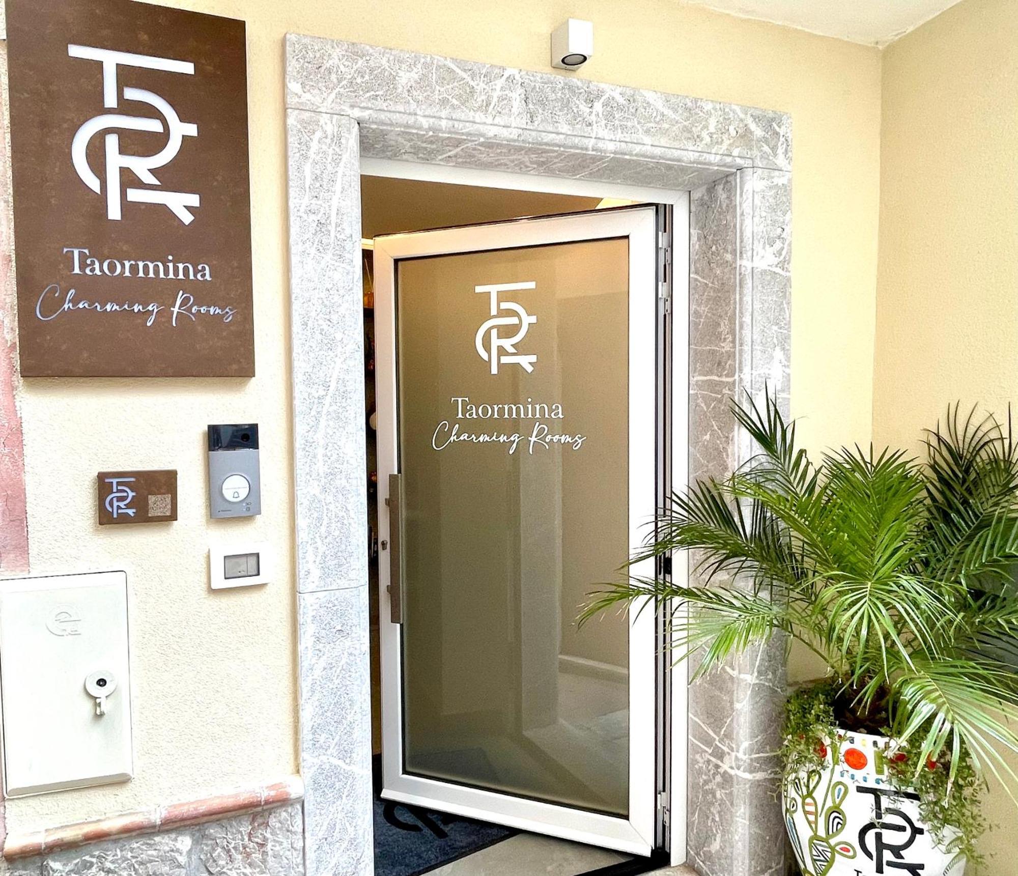 Taormina Charming Rooms Kültér fotó