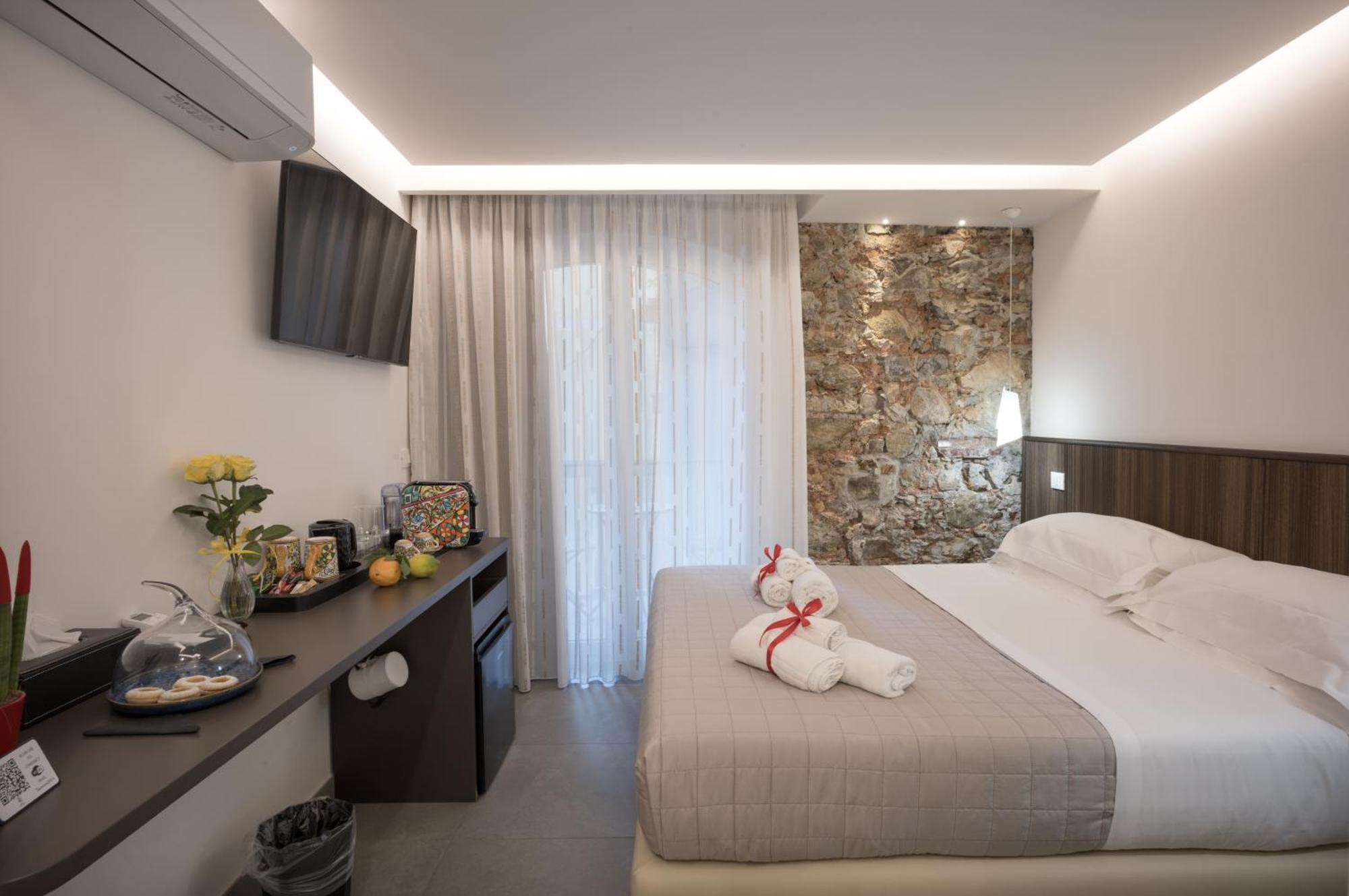 Taormina Charming Rooms Kültér fotó